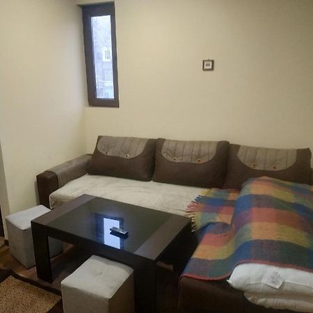 Central Lighthouse Apartment Ереван Екстериор снимка
